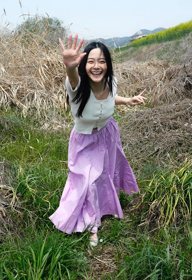 Yoshitaka Nene นักแสดงหนังผู้ใหญ่ ตัวเล็ก ไฟหน้าใหญ่ เสียงดี 27