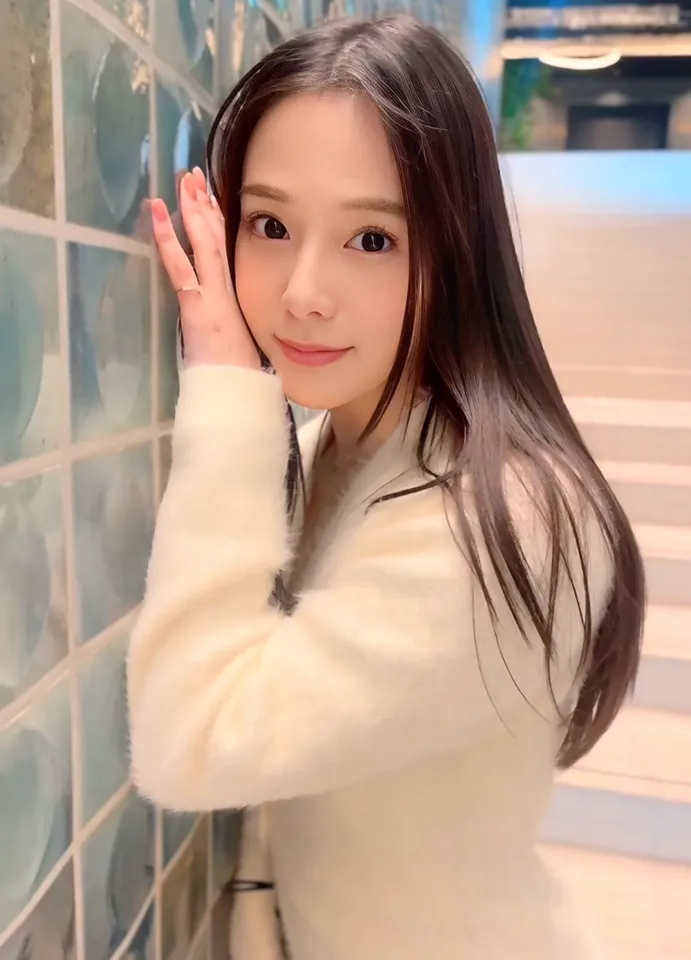 Yoshitaka Nene นักแสดงหนังผู้ใหญ่ ตัวเล็ก ไฟหน้าใหญ่ เสียงดี 16