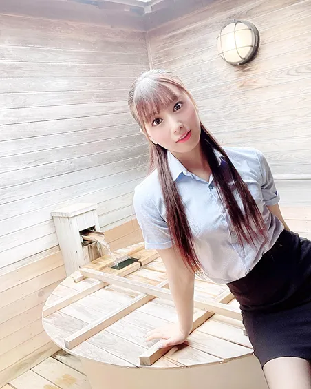 Minami Hatsukawa ประวัติ สาวญี่ปุ่น ลุคสดใส อดีตนักแสดง สายผู้ใหญ่ 30